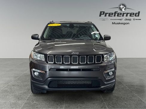Used 2019 Jeep Compass Latitude w/ Popular Equipment Group AWD/4WD image 11