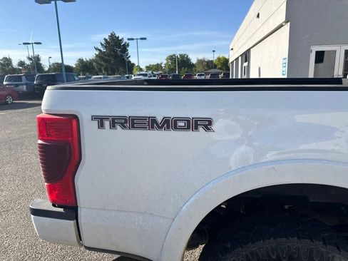 Used 2022 Ford F350 Lariat w/ Tremor Off-Road Package AWD/4WD image 8