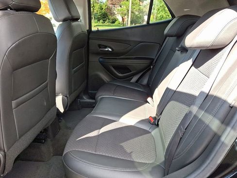 Used 2022 Buick Encore Preferred image 41