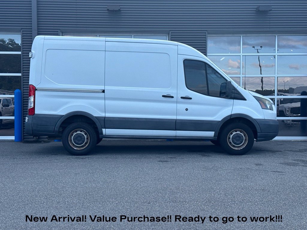 Used 2017 Ford Transit 250 130 Medium Roof RWD image 3