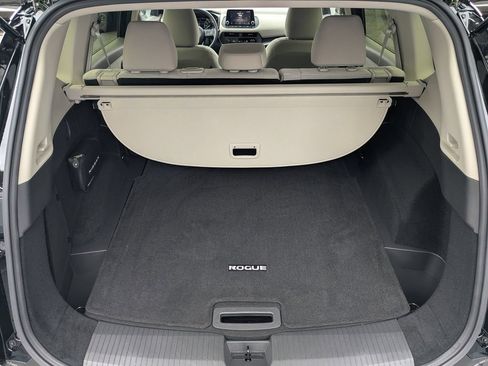 Certified 2023 Nissan Rogue SV AWD/4WD image 15