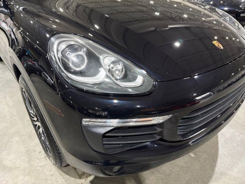 Used 2015 Porsche Cayenne S image 31