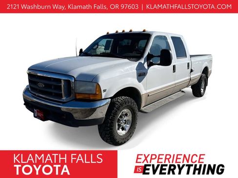 Used 1999 Ford F350 Lariat image 1