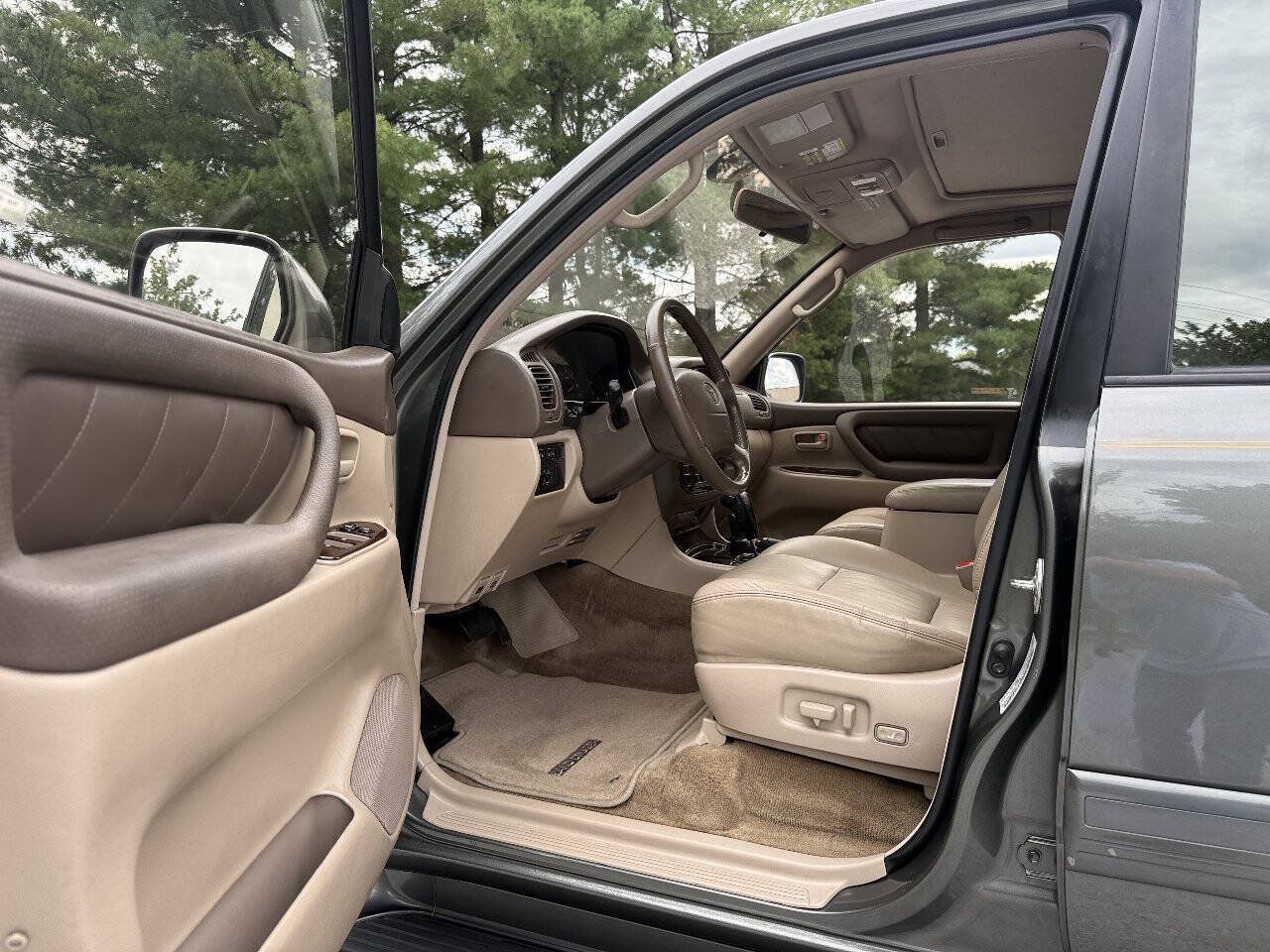Used 2000 Toyota Land Cruiser AWD/4WD image 53
