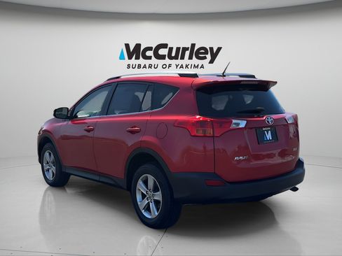 Used 2015 Toyota RAV4 XLE FWD image 4