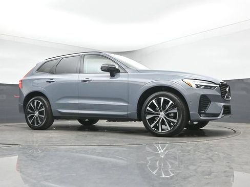 Used 2023 Volvo XC60 B5 Ultimate w/ Climate Package AWD/4WD image 39