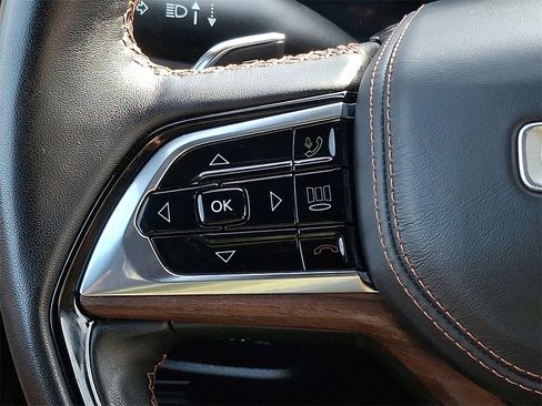 Used 2023 Jeep Grand Cherokee Summit w/ Advanced Protech Group IV image 18