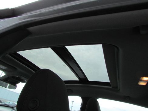 Used 2024 Chevrolet Malibu LT image 5