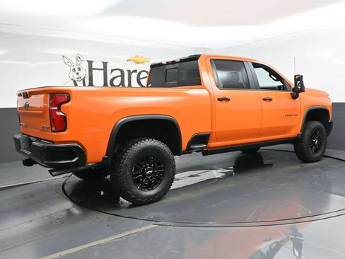 Used 2025 Chevrolet Silverado 2500 ZR2 w/ Technology Package AWD/4WD image 28