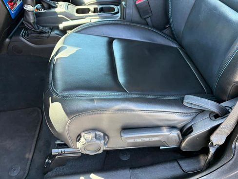 Used 2021 Jeep Wrangler Unlimited Rubicon 4xe w/ Steel Bumper Group image 23