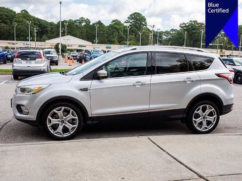 Certified 2018 Ford Escape Titanium FWD image 3
