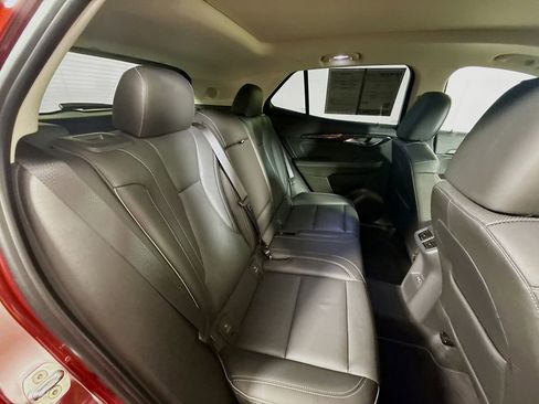 Used 2022 Buick Envision Essence w/ Technology Package I FWD image 28