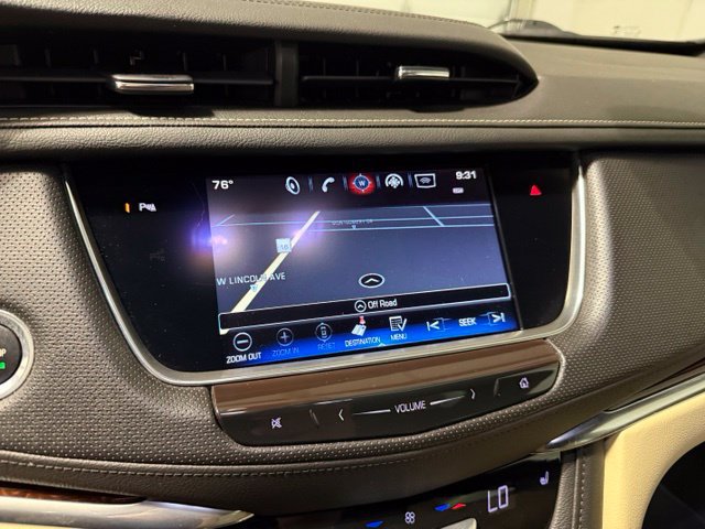 Used 2017 Cadillac XT5 Luxury w/ Driver Awareness Package FWD image 21