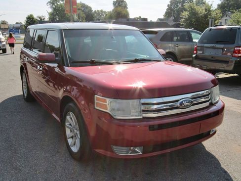 Used 2009 Ford Flex SEL image 9