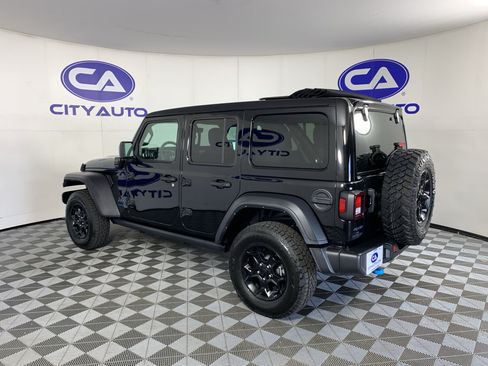 Used 2023 Jeep Wrangler Unlimited w/ Sun & Screen Package AWD/4WD image 5