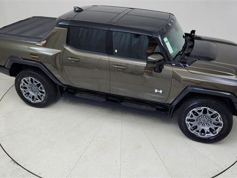 Used 2024 GMC Hummer EV 3X w/ LPO, Illumination Package image 74