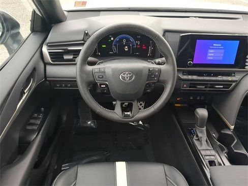 Certified 2025 Toyota Camry LE image 15