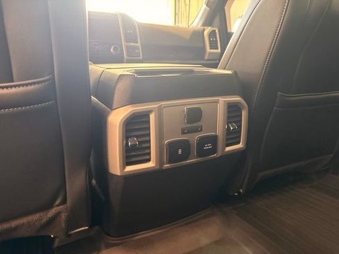 Used 2020 Ford F150 Lariat w/ Equipment Group 502A Luxury AWD/4WD image 19