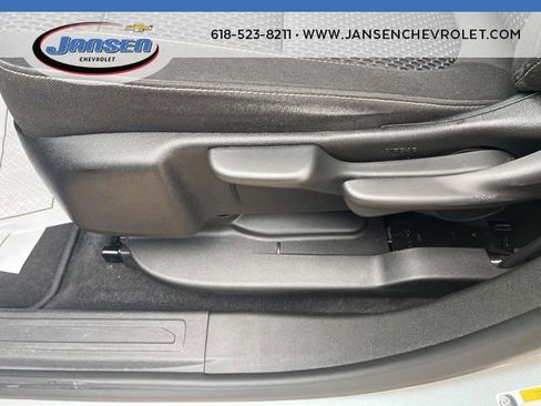 Used 2023 GMC Acadia SLE FWD image 15