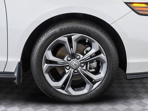 Used 2023 Honda Accord EX image 29