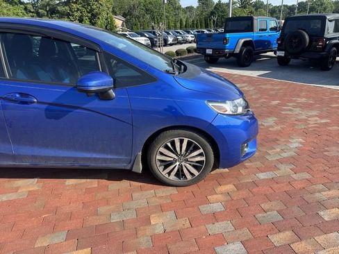 Used 2015 Honda Fit EX image 17