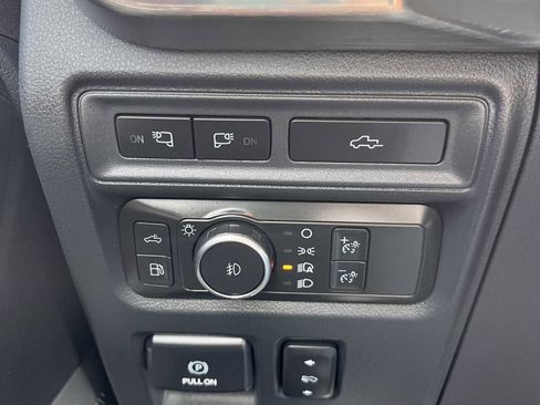 Used 2022 Ford F150 Lariat w/ Equipment Group 502A High image 14