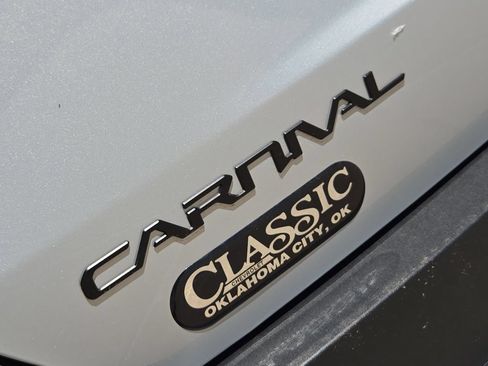 Used 2026 Kia Carnival SX Prestige FWD image 34