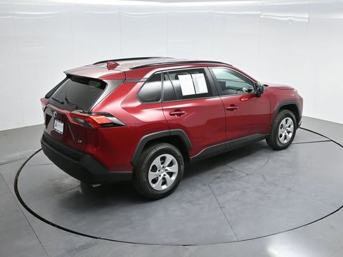 Used 2021 Toyota RAV4 LE w/ Carpet Mat Package (TMS) FWD image 42