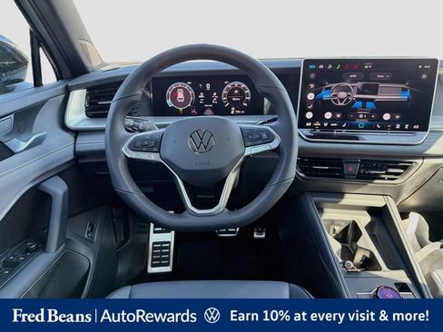 New 2026 Volkswagen Tiguan SE R-Line AWD/4WD image 19