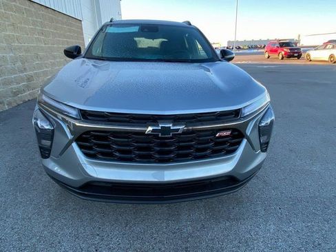 New 2026 Chevrolet Trax RS w/ Sunroof Package image 3