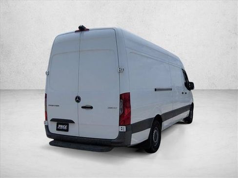 Used 2020 Mercedes-Benz Sprinter 2500 image 5