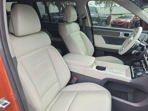 Used 2024 Hyundai Santa Fe Limited FWD image 18