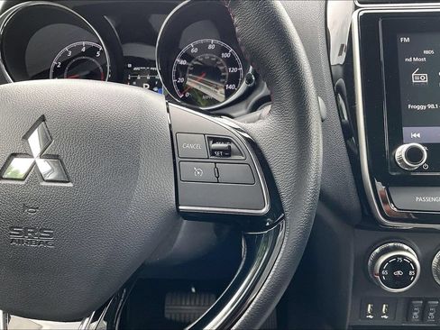 Used 2024 Mitsubishi Outlander Sport LE AWD/4WD image 18