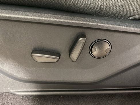 Used 2025 Ford F150 XLT w/ Equipment Group 302A MID image 11