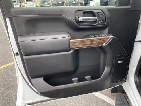 Used 2023 Chevrolet Silverado 3500 High Country w/ LPO, Hitch Package image 10