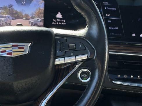 Used 2023 Cadillac Escalade ESV Premium Luxury image 14