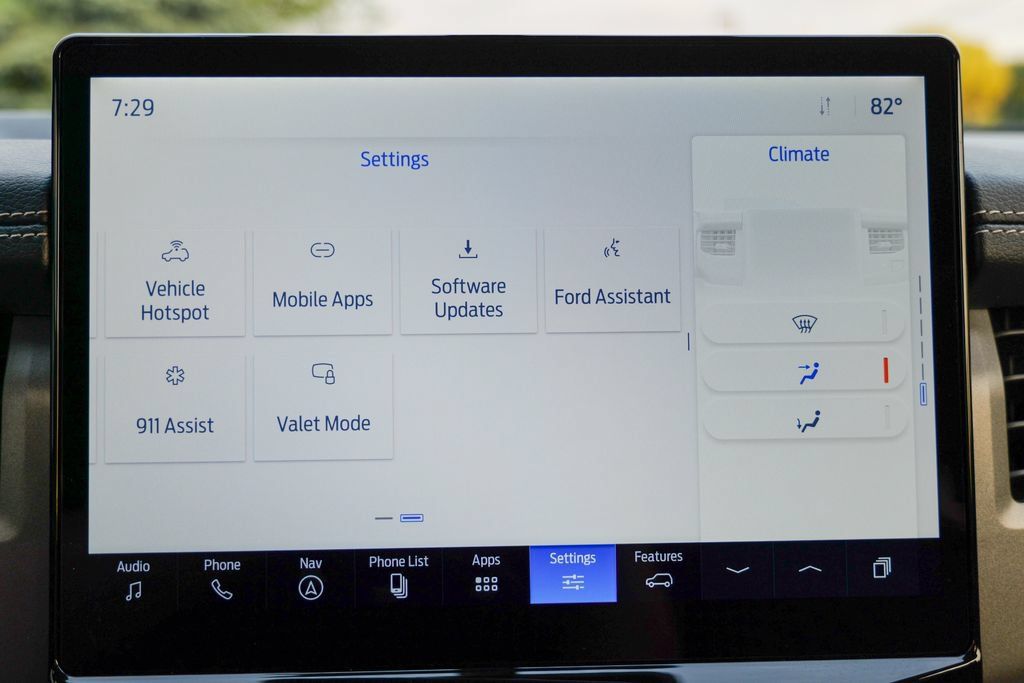 Used 2023 Ford Expedition XLT AWD/4WD image 56