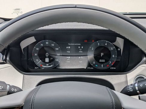 Used 2026 Land Rover Range Rover Velar S AWD/4WD image 32