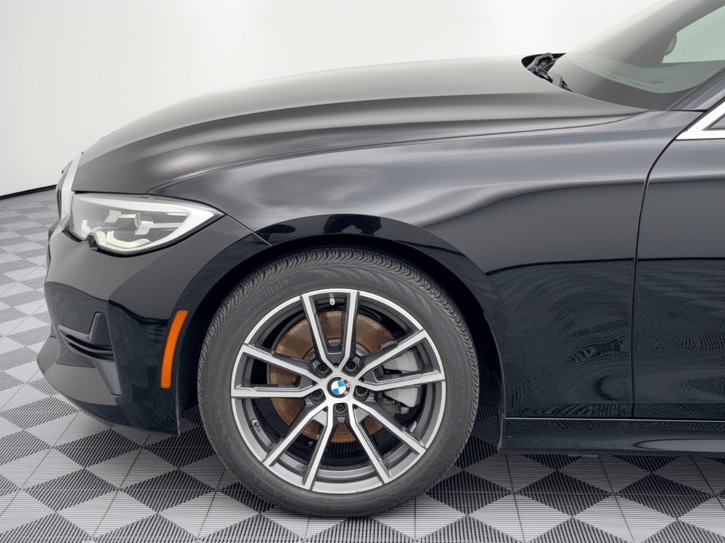 Used 2020 BMW 330i Sedan w/ Premium Package RWD image 13