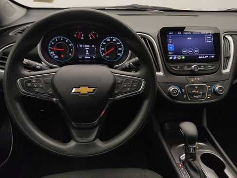 Used 2024 Chevrolet Malibu LS FWD image 22