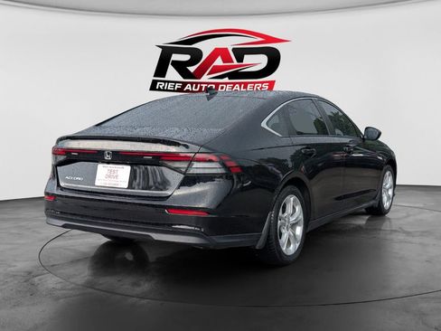 Used 2023 Honda Accord LX image 2