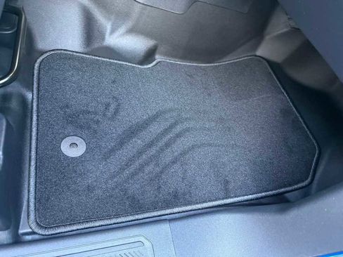 New 2025 Ford Bronco Big Bend w/ Black Diamond Package image 10