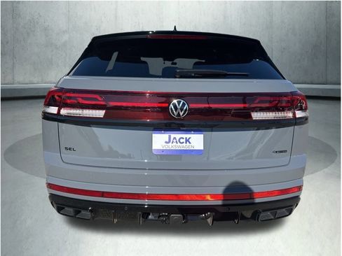 New 2026 Volkswagen Atlas Cross Sport SEL R-Line image 7