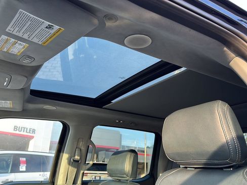 Used 2022 Ford F150 Limited image 27