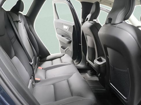 Used 2025 Volvo XC60 B5 Plus w/ Protection Package Premier AWD/4WD image 26