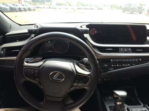 Used 2020 Lexus ES 350 w/ Premium Package FWD image 16