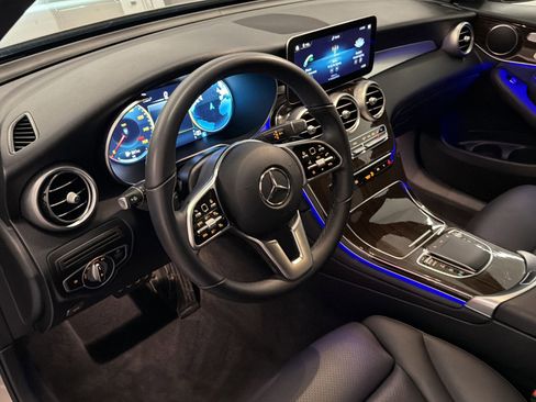 Certified 2022 Mercedes-Benz GLC 300 image 4