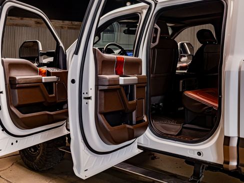 Used 2022 Ford F350 King Ranch w/ King Ranch Ultimate Package image 27