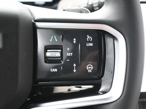 Certified 2025 Land Rover Discovery Sport Dynamic SE image 20