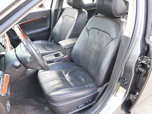 Used 2011 Lincoln MKZ image 14